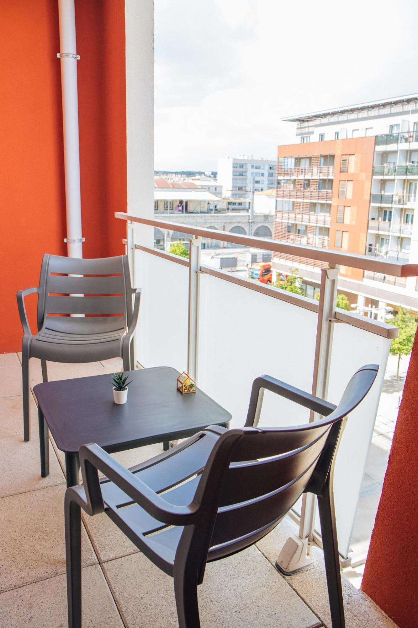 Aparthotel Twenty's Business Flats Nîmes Trigone Extérieur photo